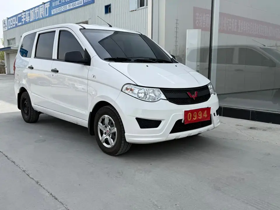 Wuling Motors Wuling Hongguang 1.5L S Comfort LAR 2024