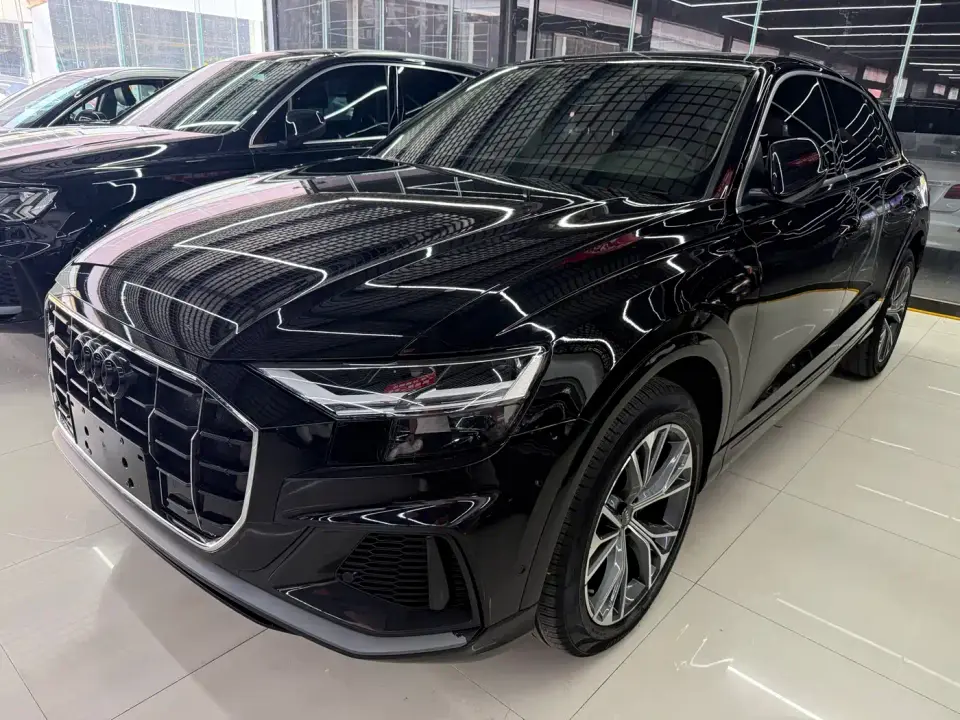 Audi Q8 55 TFSI Luxury Dynamic 2020