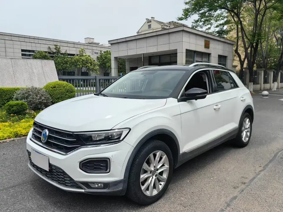 Volkswagen T-ROC 230TSI DSG 2WD Progressive China V 2019
