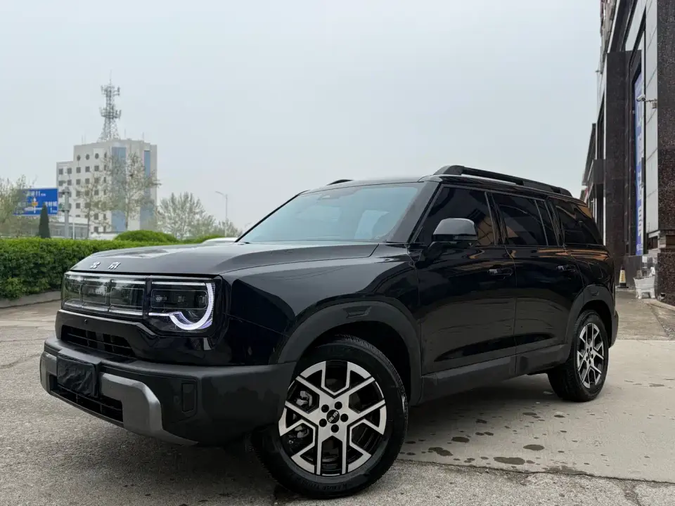 BAIC ORV Beijing Off-Road BJ30 Traveller 1.5T Hybrid Standard Edition 2025