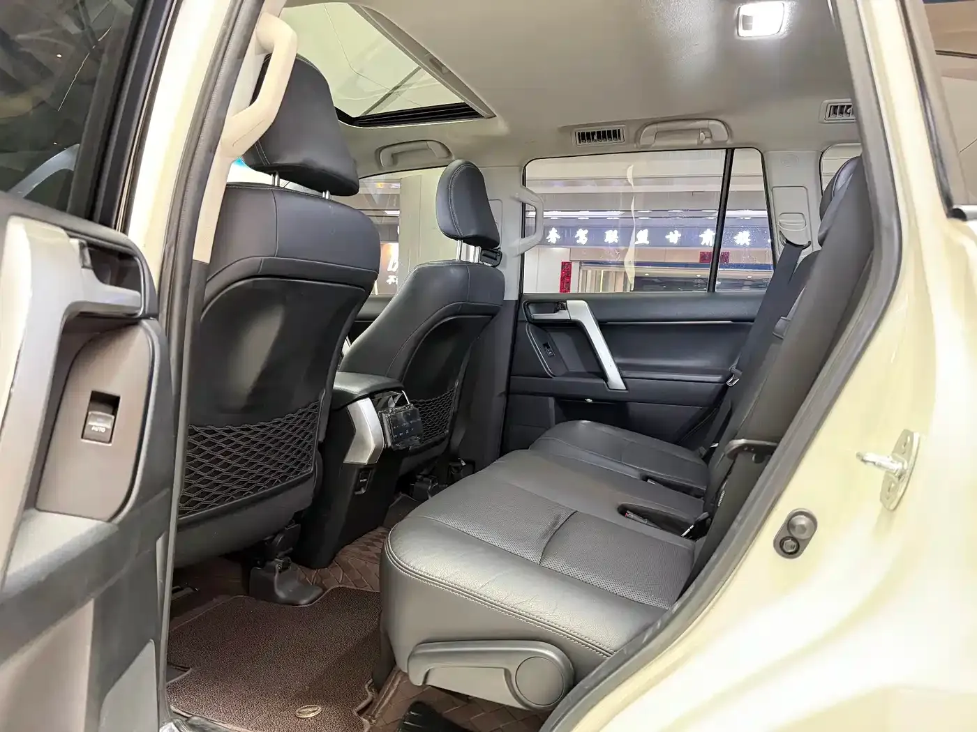 Toyota Prado 3.5L Automatic TX-L Zunxiang Edition with Rear-mounted Spare Tire 2019 — фото 8
