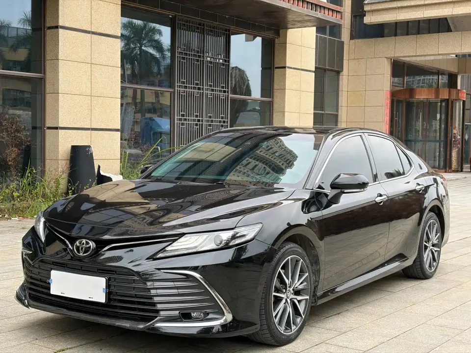 Toyota Camry 2.5G Luxury Edition 2022