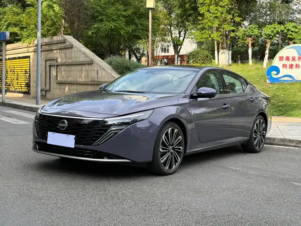 Nissan Teana 2.0T Premium Edition 2025