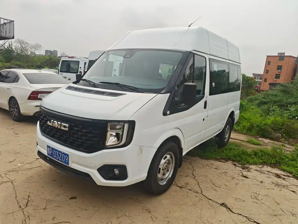 Jiangling JMC Fushun Model 2.0T 6MT Diesel Short Wheelbase Medium Roof Commercial MPV 5/6 Seats 2025