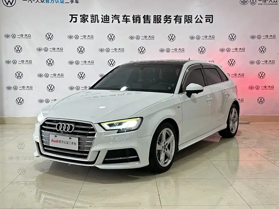 Audi A3 Sportback 35 TFSI Fashion Type China VI 2020