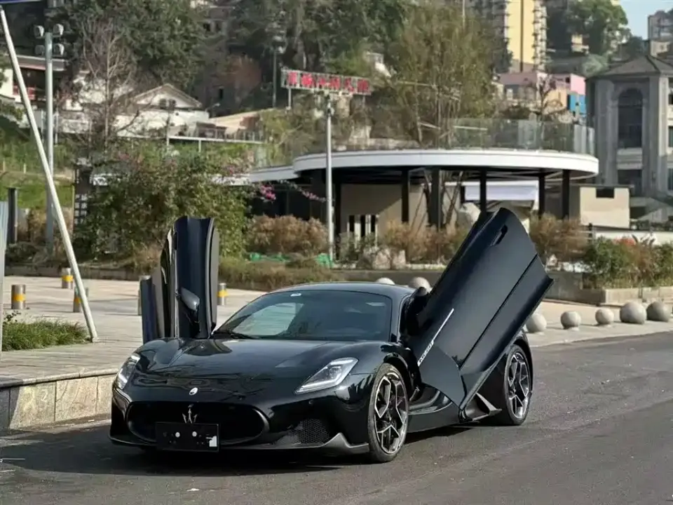 Maserati MC20 3.0T Standard Edition 2022