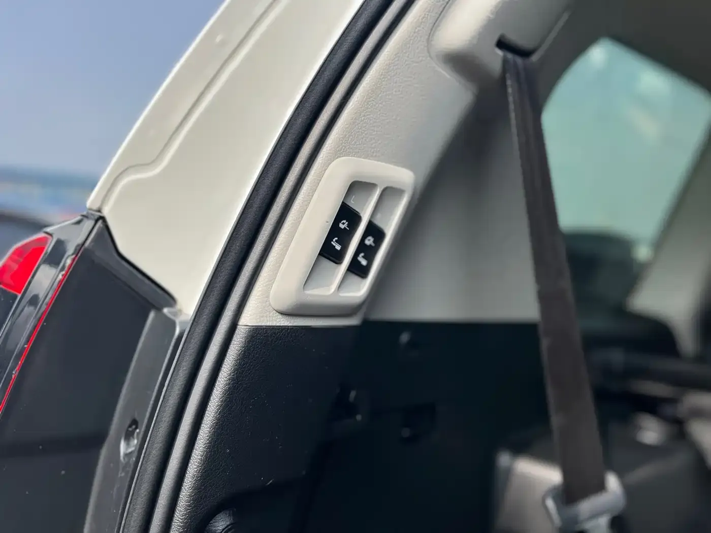 Toyota Prado 3.5L Automatic TX-L Zunxiang Edition 2019 — фото 31