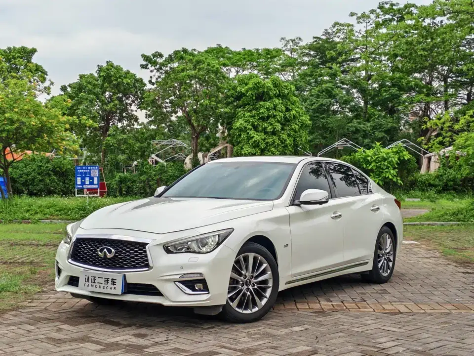 Infiniti Q50L 2.0T Premium Edition (China VI) 2019