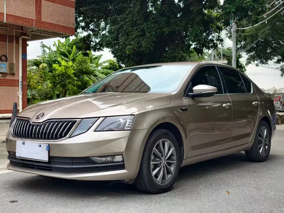 Skoda Octavia 1.5L Automatic Smart Comfort China VI 2020