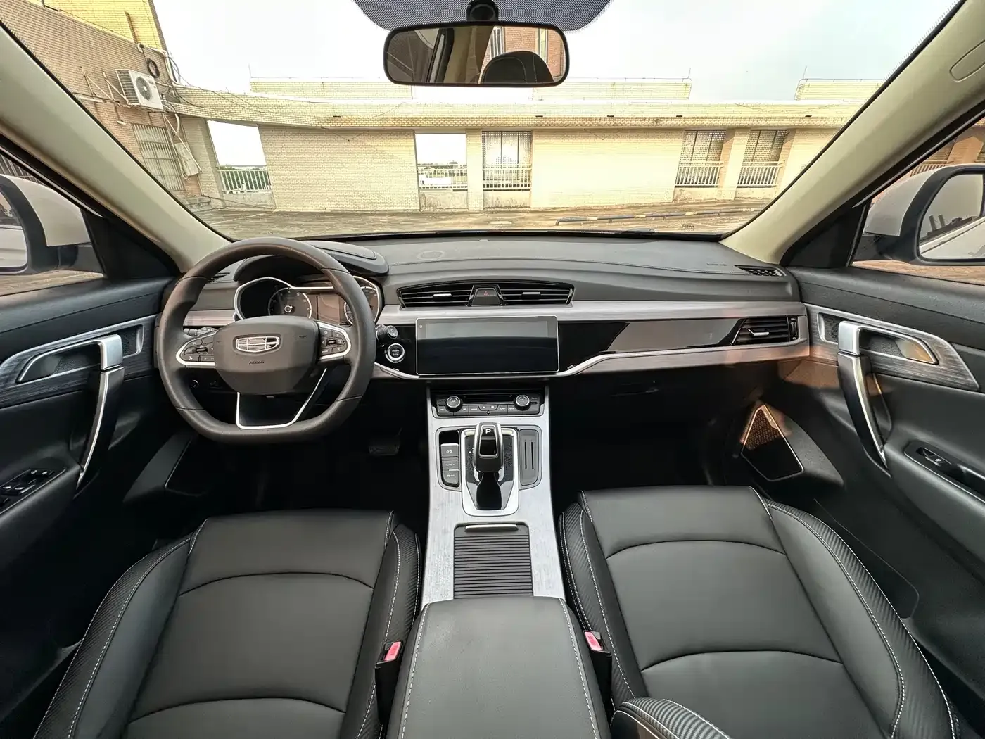 Geely Boyue Million Edition 1.8TD DCT 2WD Comfort 2021 — фото 20