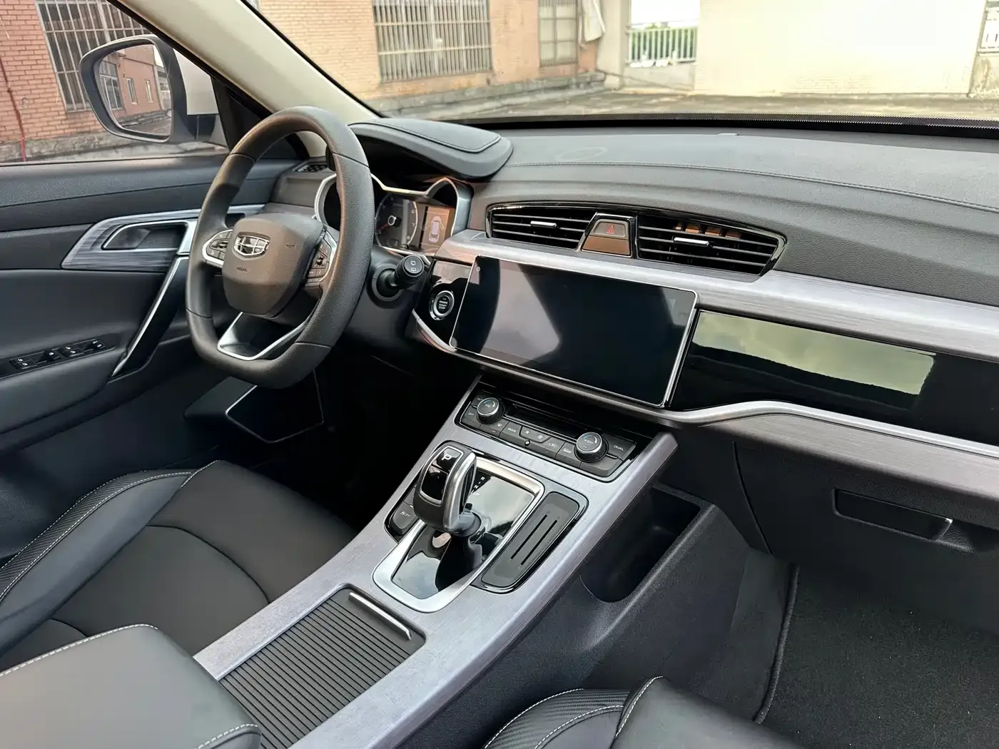 Geely Boyue Million Edition 1.8TD DCT 2WD Comfort 2021 — фото 11