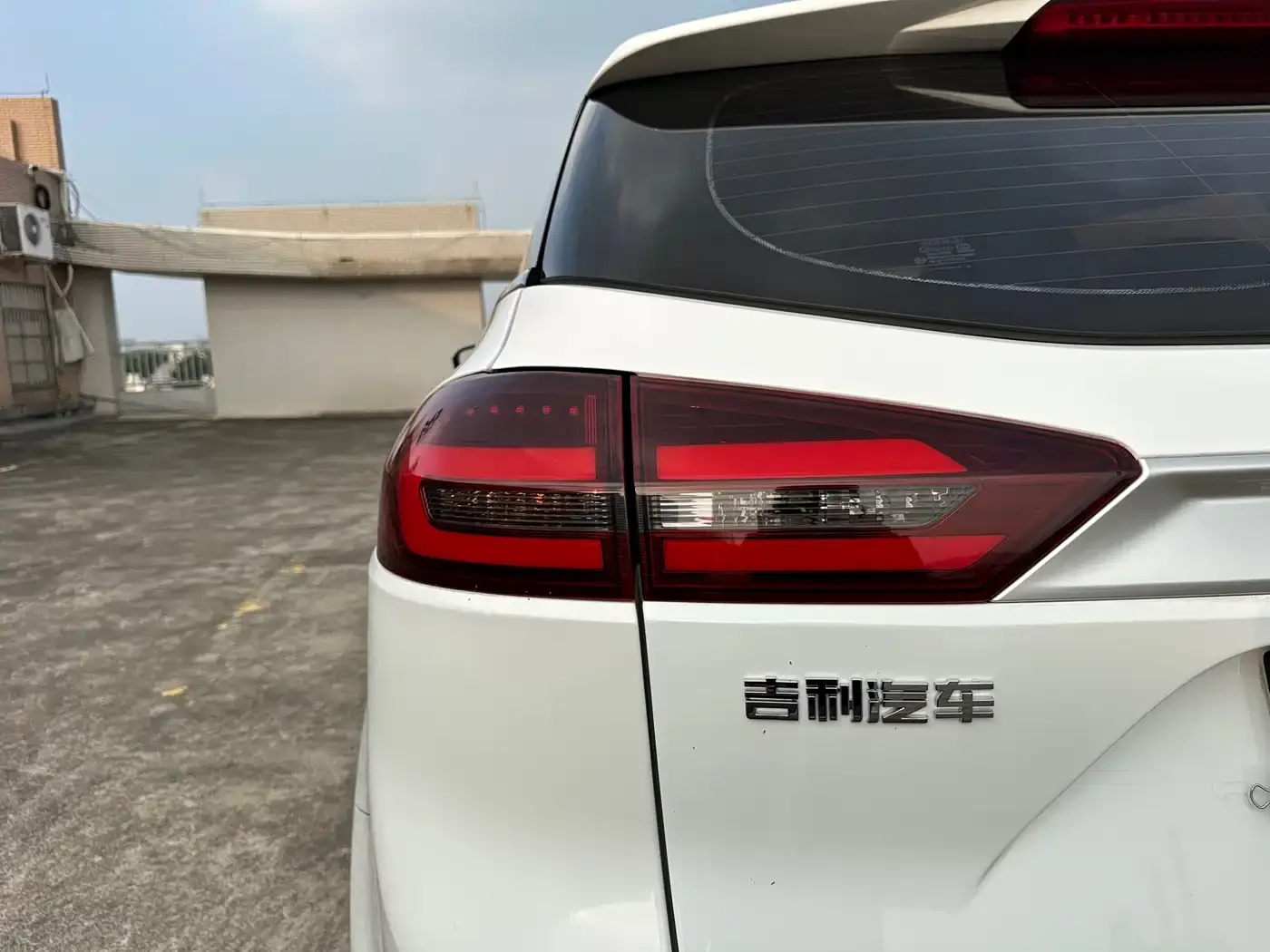 Geely Boyue Million Edition 1.8TD DCT 2WD Comfort 2021 — фото 16