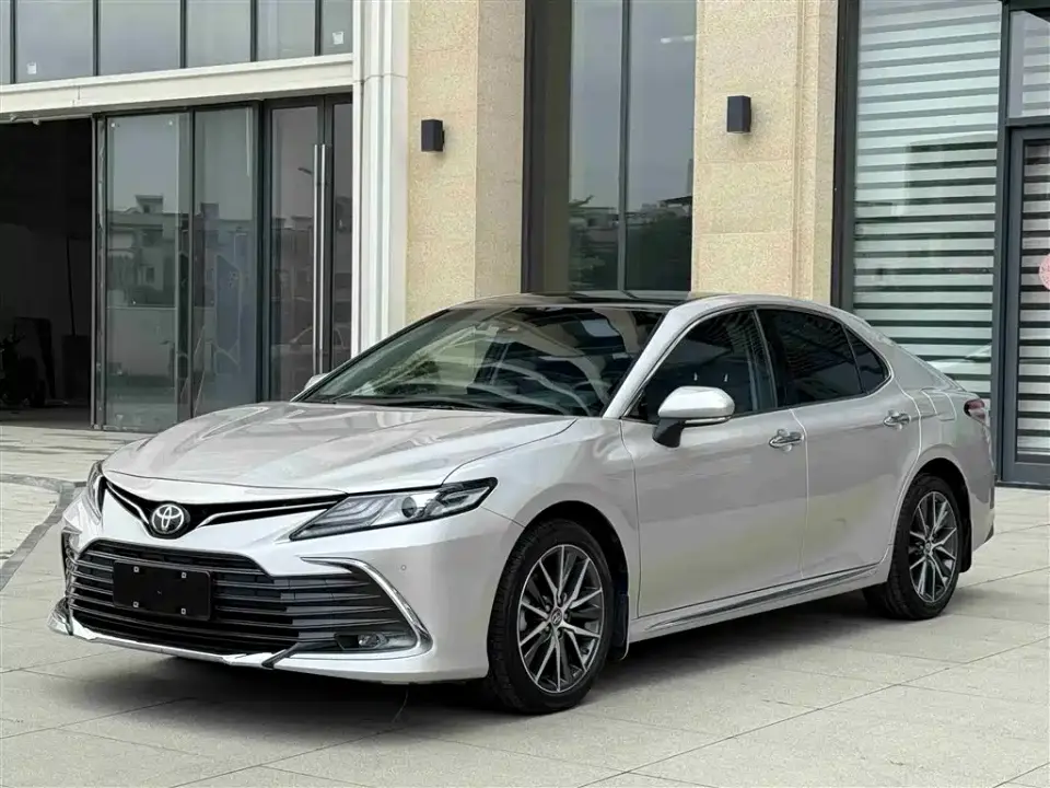 Toyota Camry 2.5G Luxury Edition 2024