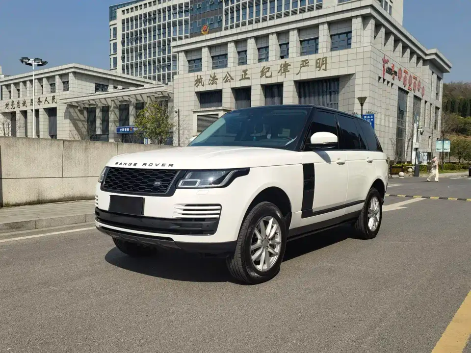 Land Rover Range Rover 3.0 L6 360PS Golden Age Edition 2022
