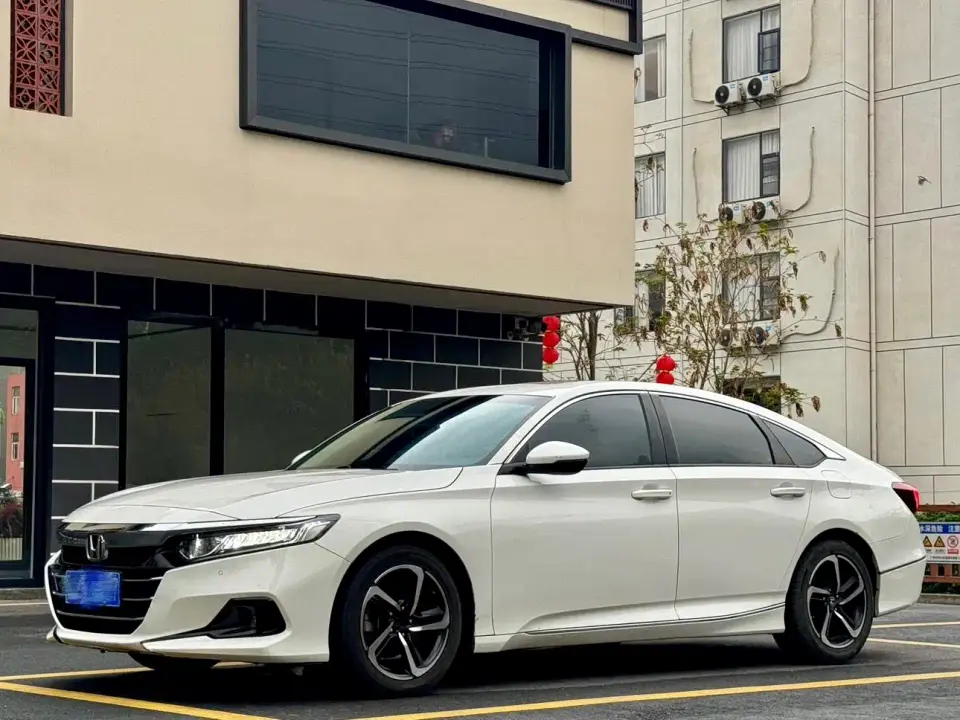 Honda Accord 260TURBO Luxury Edition 2022