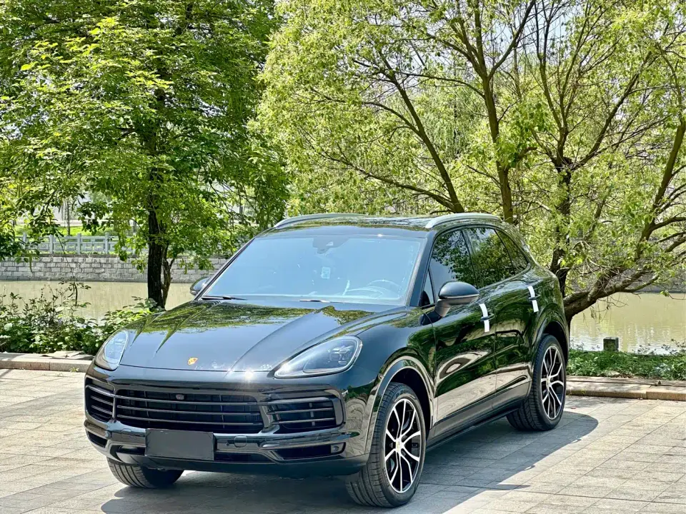 Porsche Cayenne Cayenne 3.0T Platinum Edition 2023