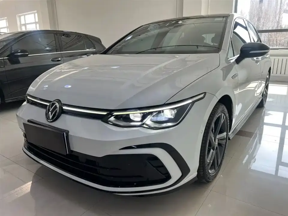 Volkswagen Golf Model 280TSI DSG R-Line 2023