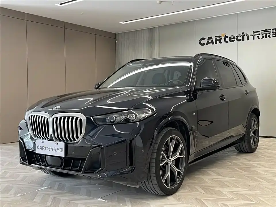 BMW X5 xDrive 30Li Premium M Sport Black Night Package 2024