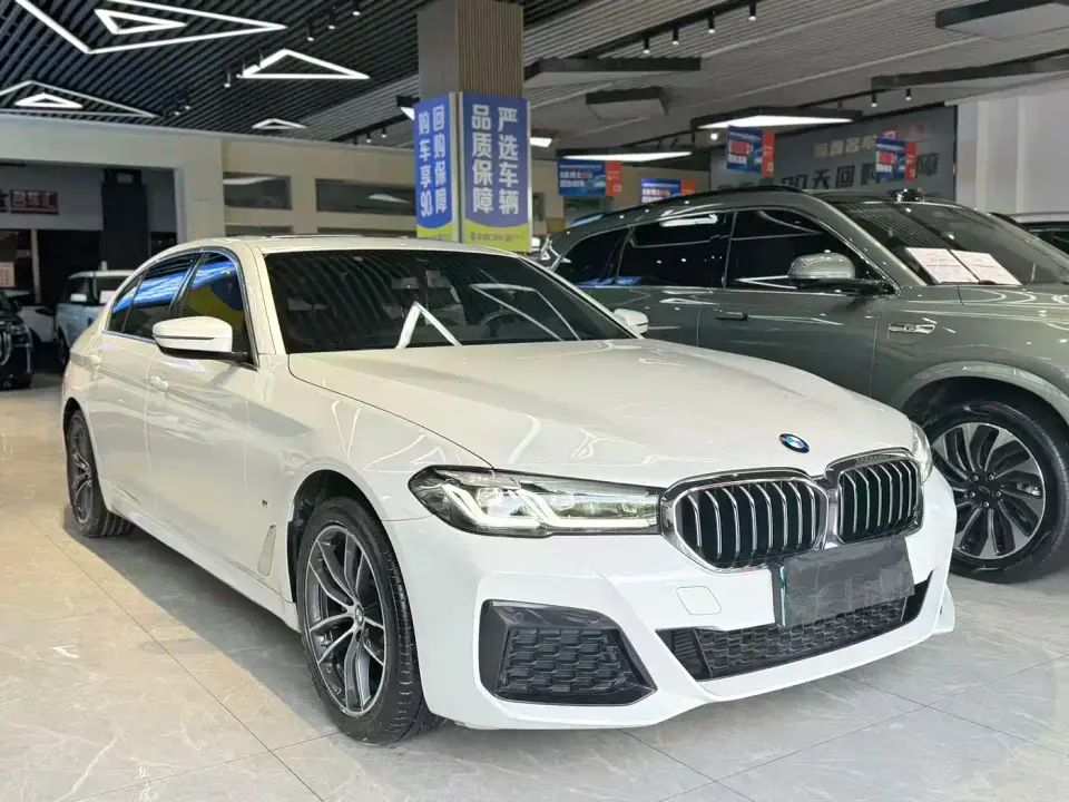 BMW 5 Series 525Li M Sport Package 2021