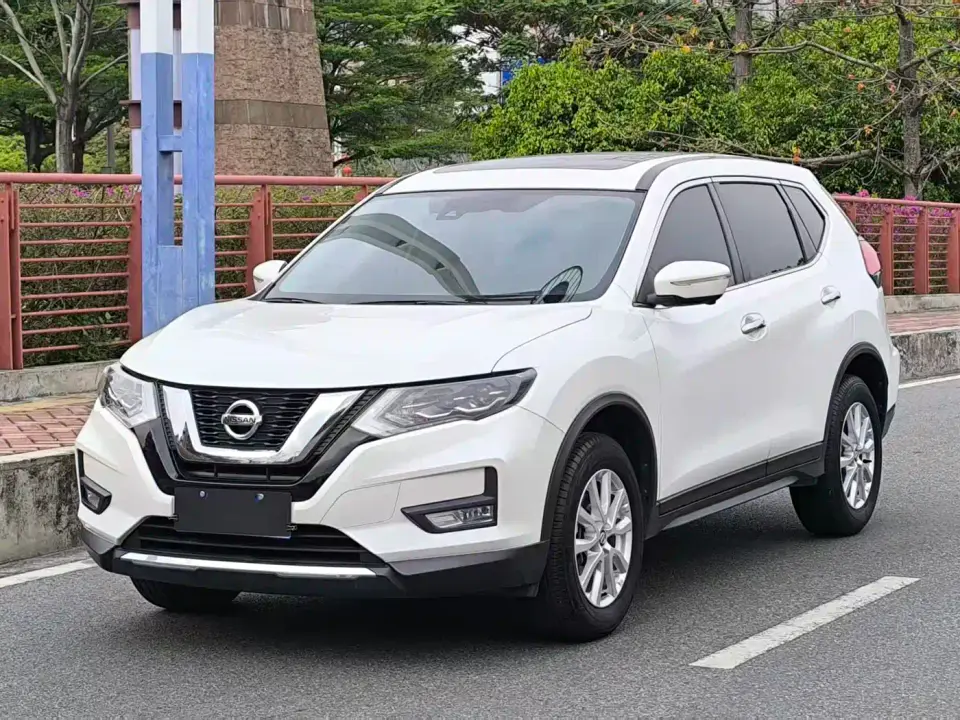 Nissan X-Trail Classic 2.0L 2WD Smart Premium Edition 2024