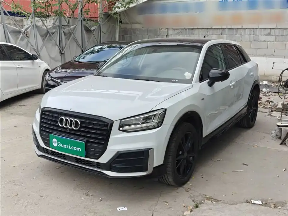 Audi Q2L 35 TFSI Progressive Dynamic Model 2021