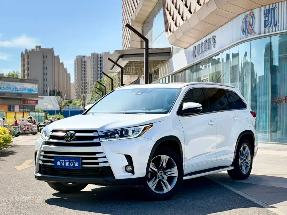 Toyota Highlander 2.0T AWD Luxury 7-Seater 2021