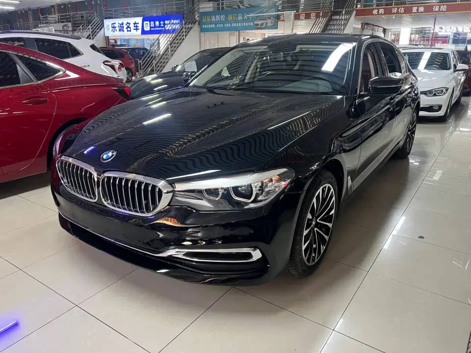 BMW 5 Series 530Li Leading Luxury Package 2019