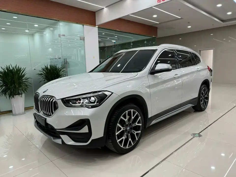 BMW X1 xDrive25Li Exclusive 2021