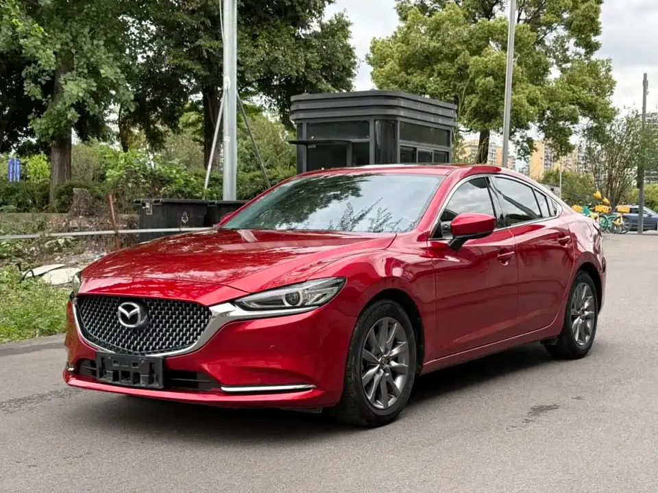 Mazda Atenza 2.0L Skyactiv Luxury 2019