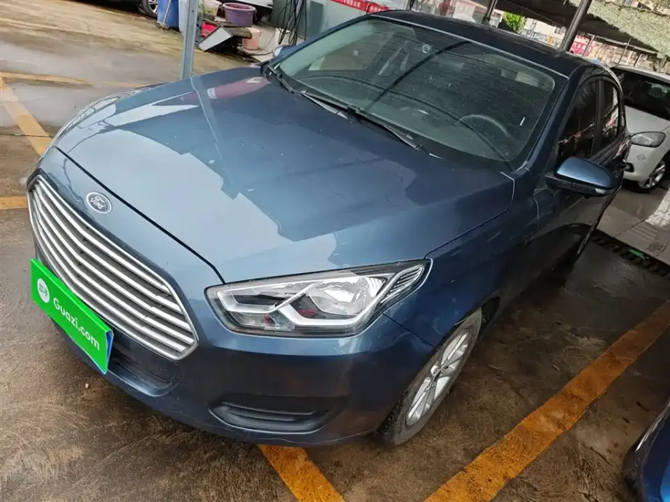 Ford Escort Facelift 1.5L Manual Quality Edition (TPMS) China VI 2020
