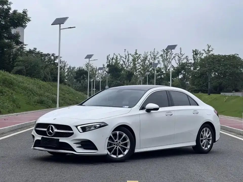 Mercedes-Benz A-Class A 200 L Sport Sedan Fashion Edition 2021