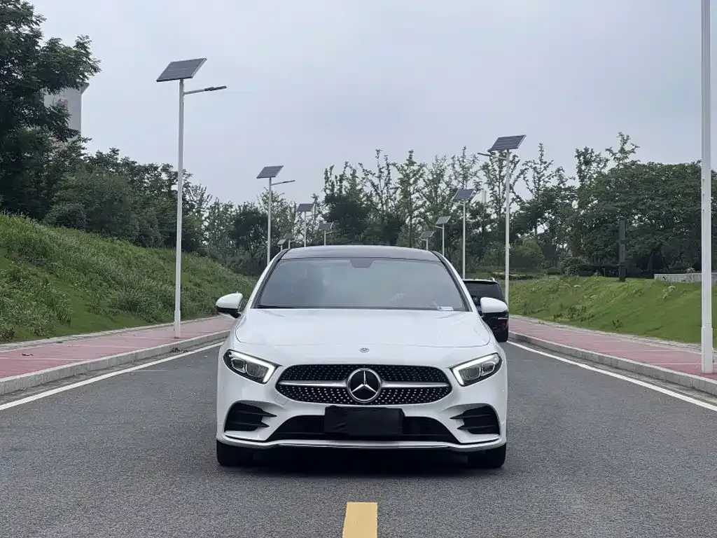 Mercedes-Benz A-Class A 200 L Sport Sedan Fashion Edition 2021 — фото 19