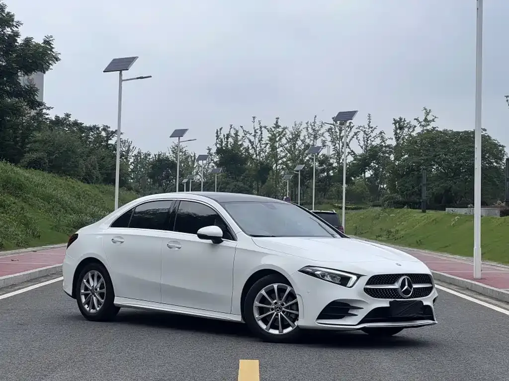 Mercedes-Benz A-Class A 200 L Sport Sedan Fashion Edition 2021 — фото 21
