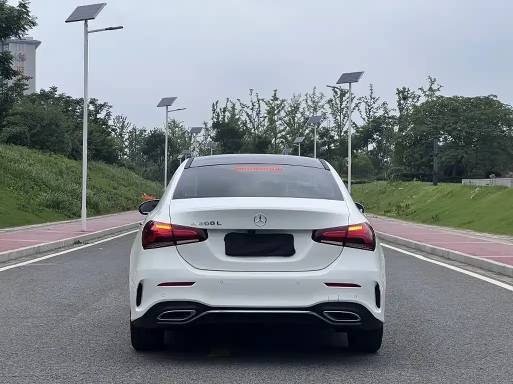 Mercedes-Benz A-Class A 200 L Sport Sedan Fashion Edition 2021 — фото 23