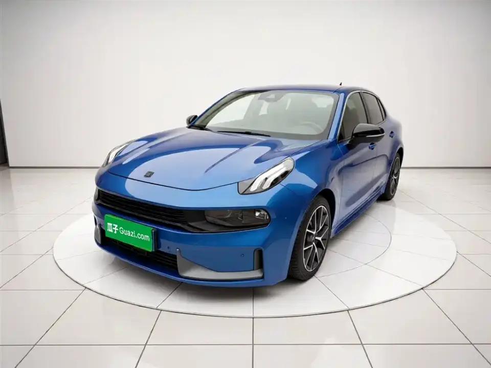 Lynk & Co 03 2.0TD Auto Power Pro Version 2020