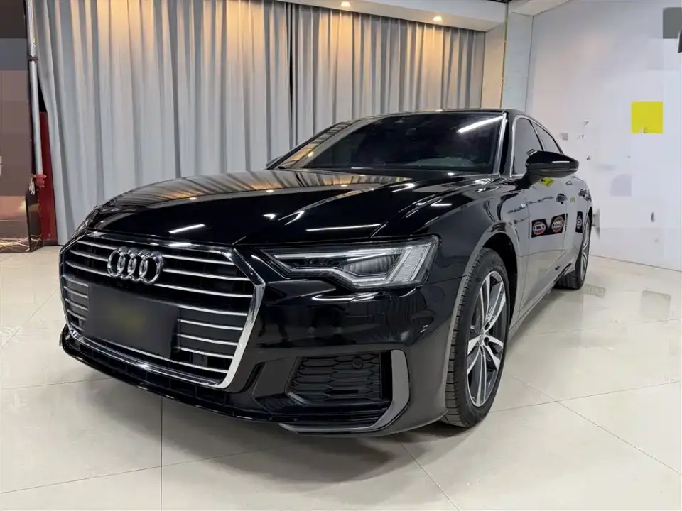 Audi A6L 40 TFSI Luxury Dynamic 2021