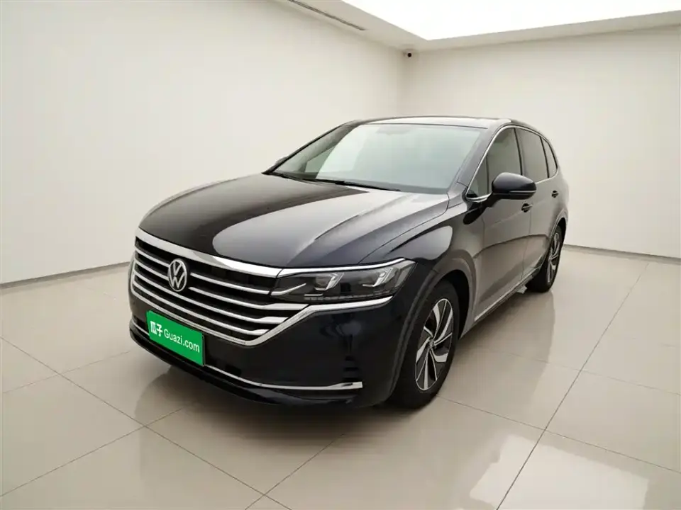 Volkswagen Viloran 330TSI Luxury Edition 2022