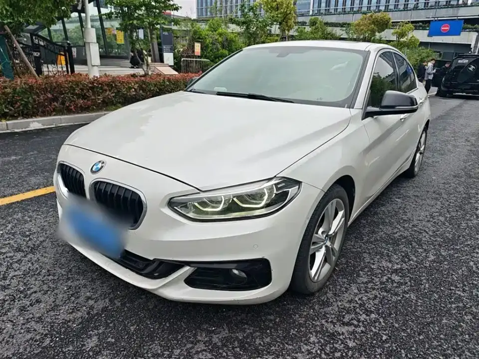 BMW 1 Series Facelift 118i Design Package 2019