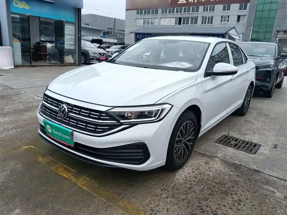 Volkswagen Sagitar Model Year Facelift 200TSI DSG Soaring Edition 2026