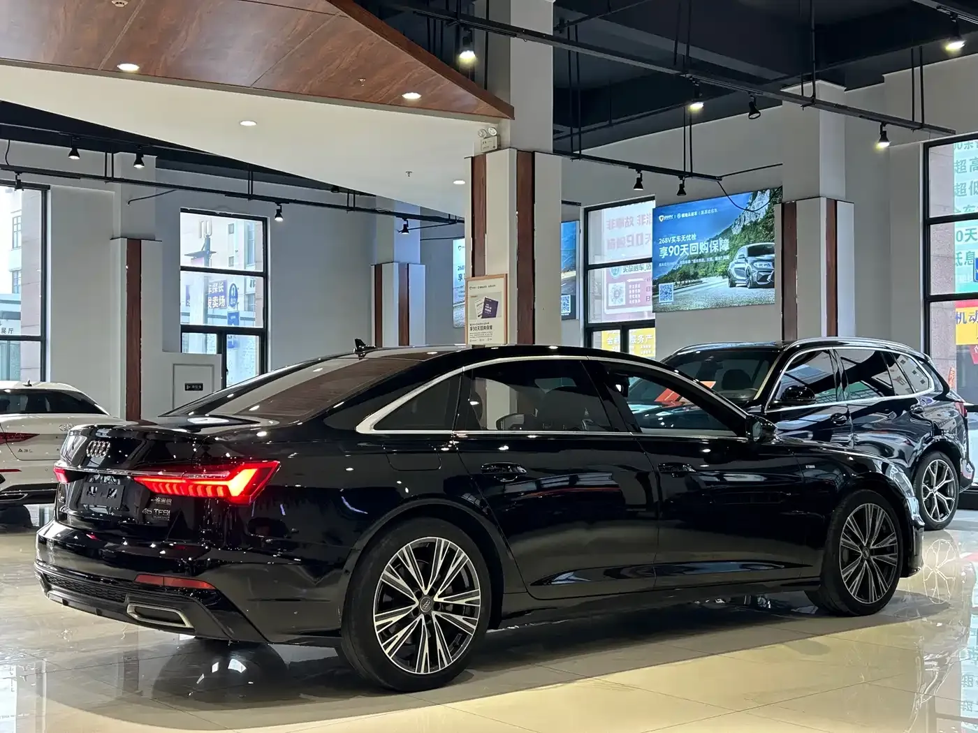 Audi A6L 45 TFSI quattro Exclusive Sport 2021 — фото 28