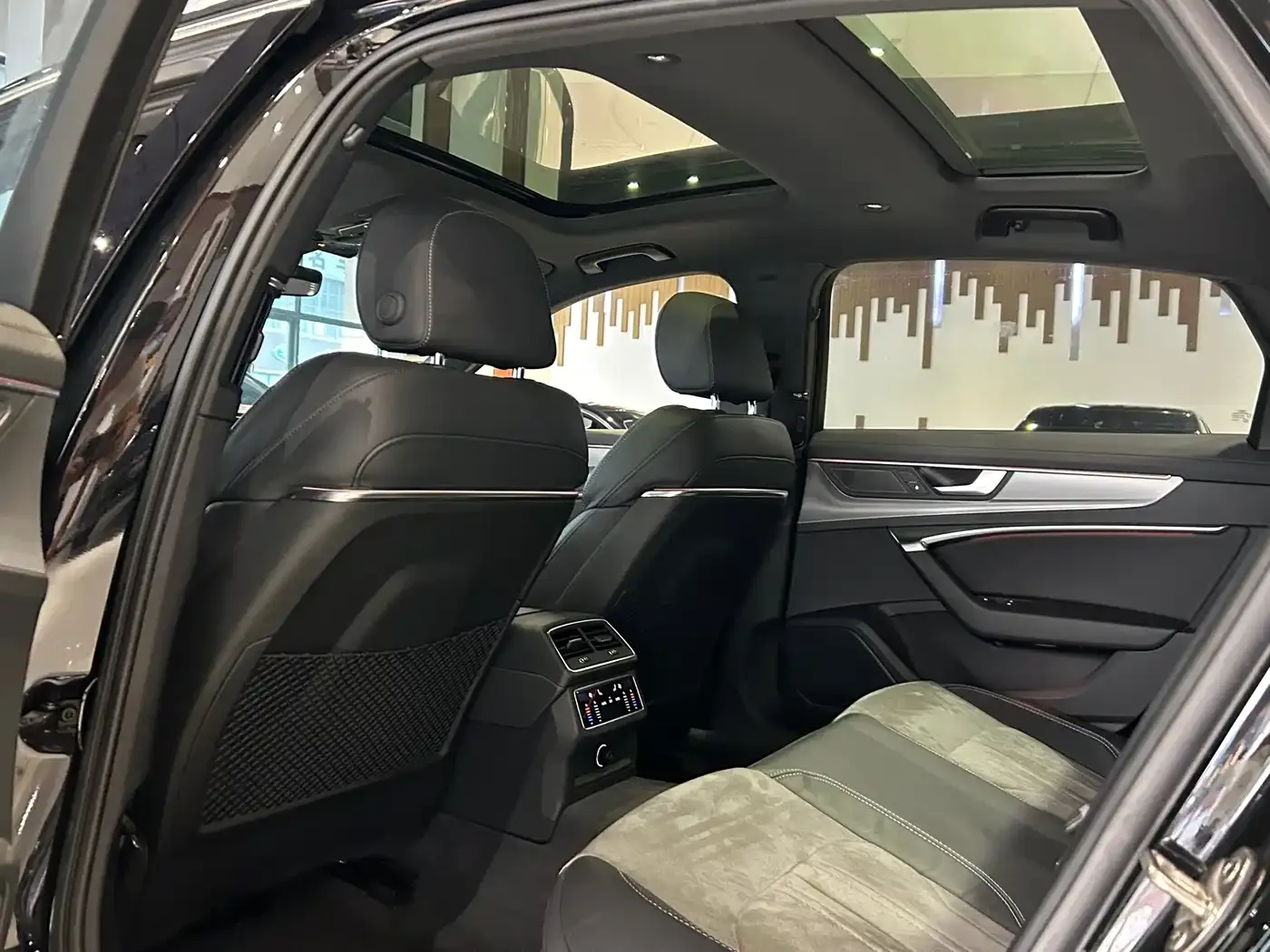 Audi A6L 45 TFSI quattro Exclusive Sport 2021 — фото 20