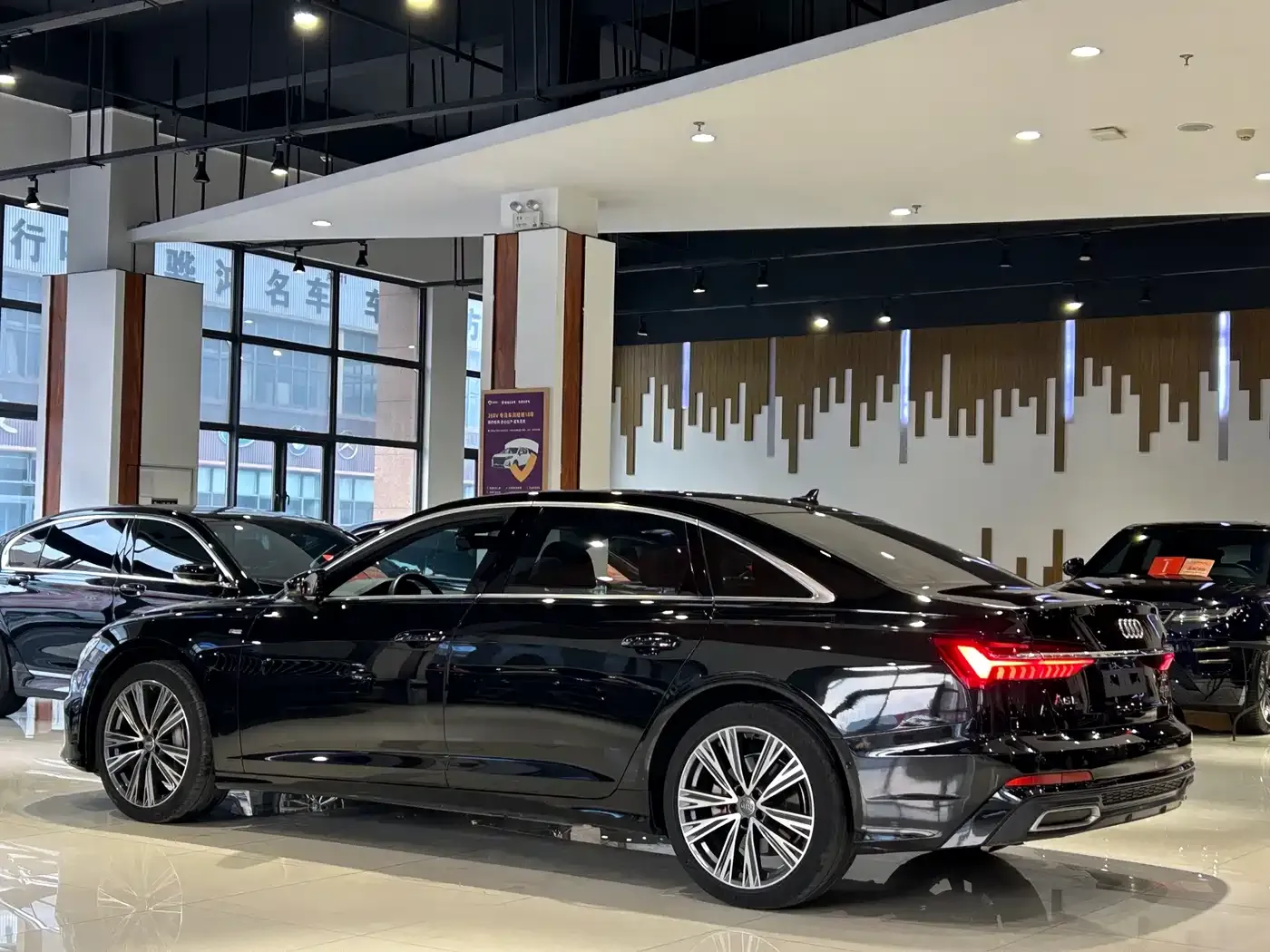 Audi A6L 45 TFSI quattro Exclusive Sport 2021 — фото 32