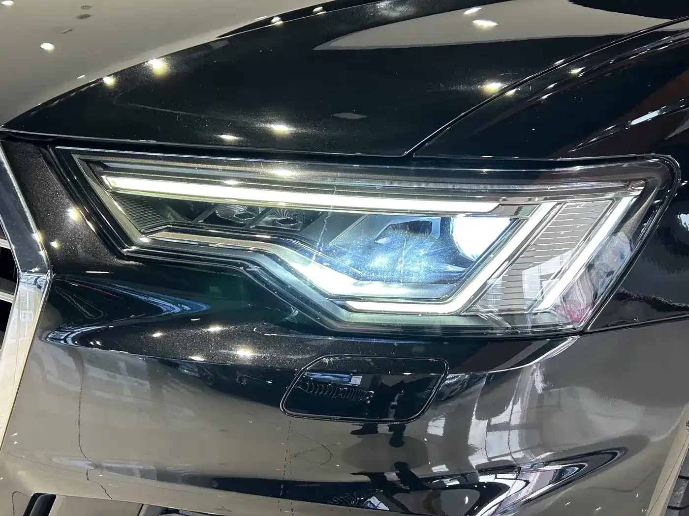Audi A6L 45 TFSI quattro Exclusive Sport 2021 — фото 2