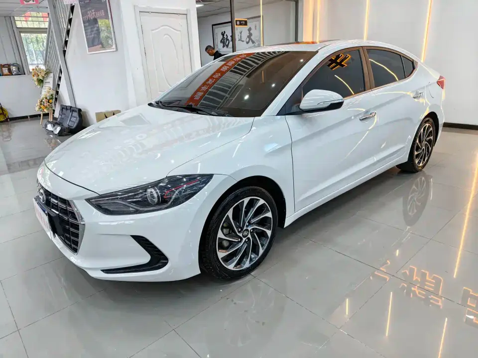 Hyundai Elantra 1.5L CVT Smart Style·Elite 2021