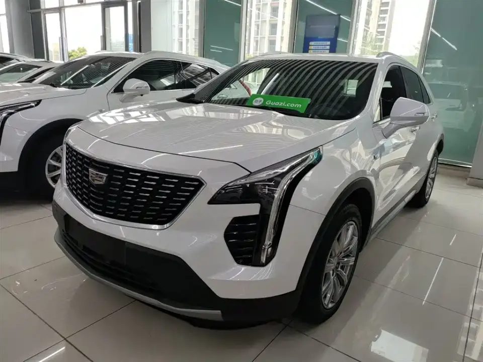 Cadillac XT4 28T FWD Leading Edition 2019