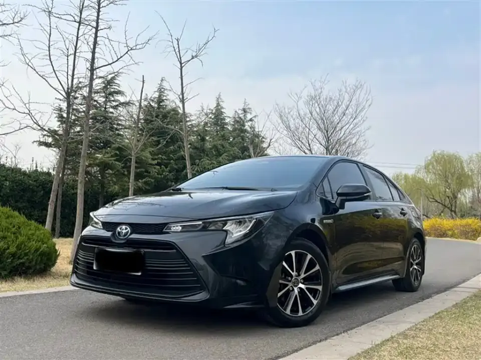Toyota Levin Smart Hybrid 1.8L Leading Edition 2024
