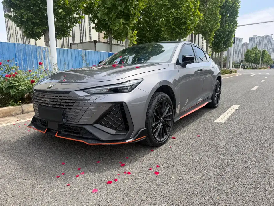Changan UNI-V 2.0T Sharp Speed Edition 2024