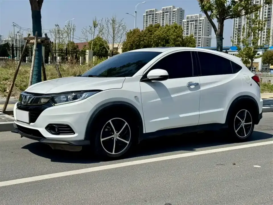Honda Vezel 1.5L CVT Pioneer 2021