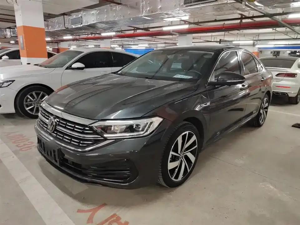 Volkswagen Sagitar 300TSI DSG Surpassing Edition 2023