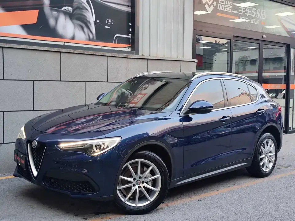 Alfa Romeo Stelvio 2.0T 200HP Luxury Edition 2019